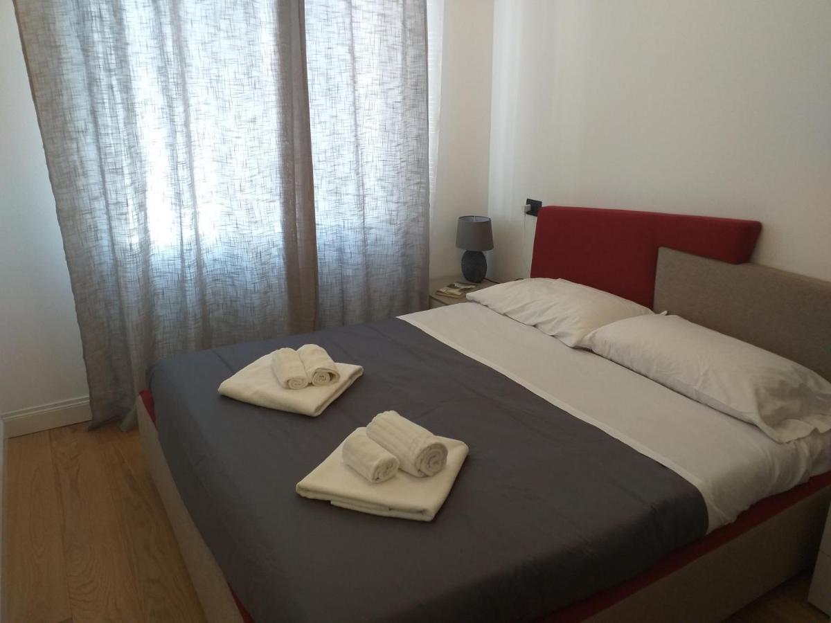Duomo Apartments Milano Ngoại thất bức ảnh